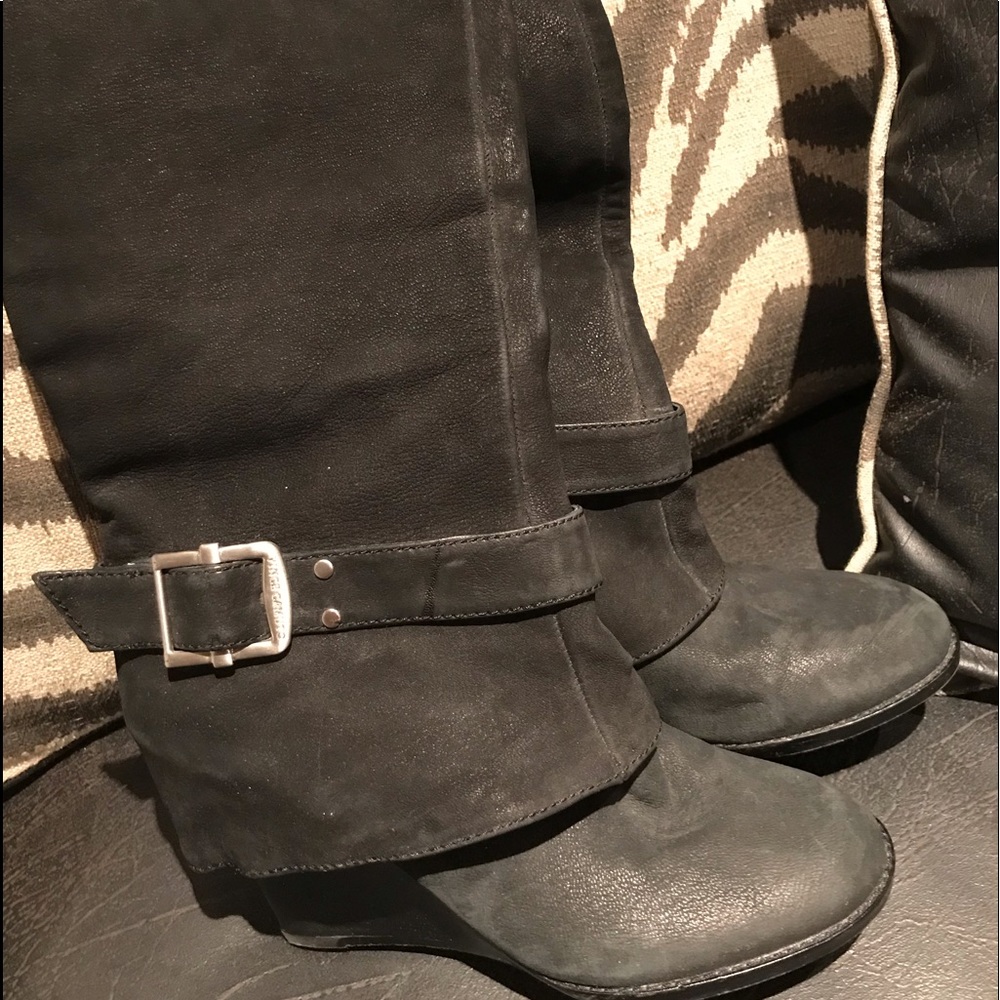 Cool Black Suede Vince Camuto Boots size 8